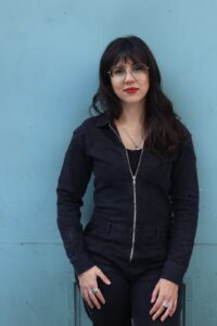 Escritora, editora y poeta Sofía Castillón