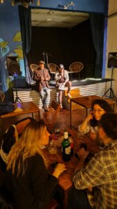 Multiverso, un espacio para celebrar la poesía.