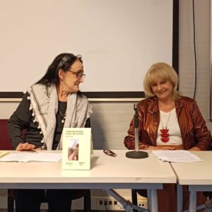 Daila Prado presentó Todas las breves voces del mundo en el Centro Cultural de la Cooperación, en un ciclo que coordina Susana Cella.
