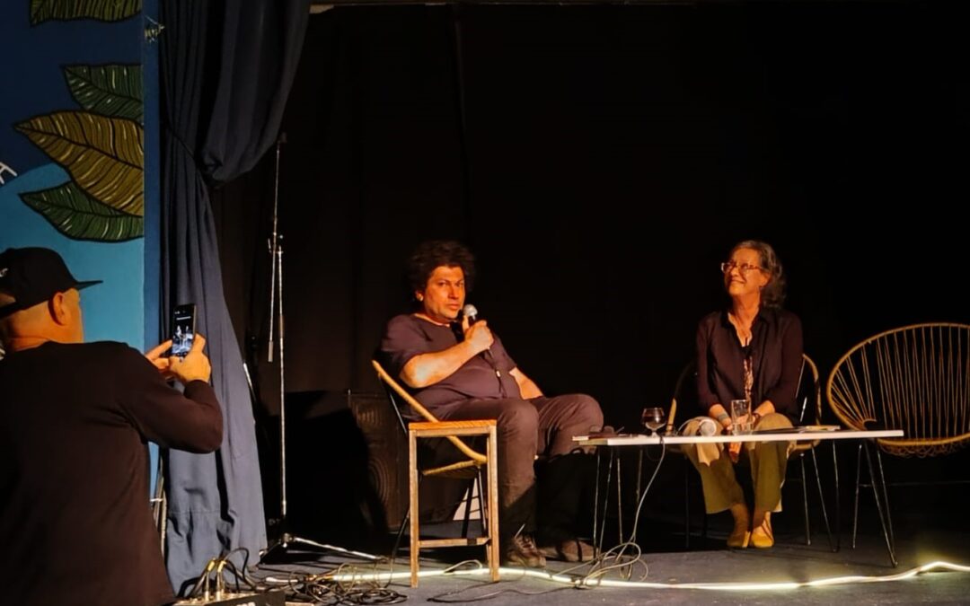 La traducción como práctica vital: reflexiones de María Calviño en conversación con Alberto Cisnero en Multiverso